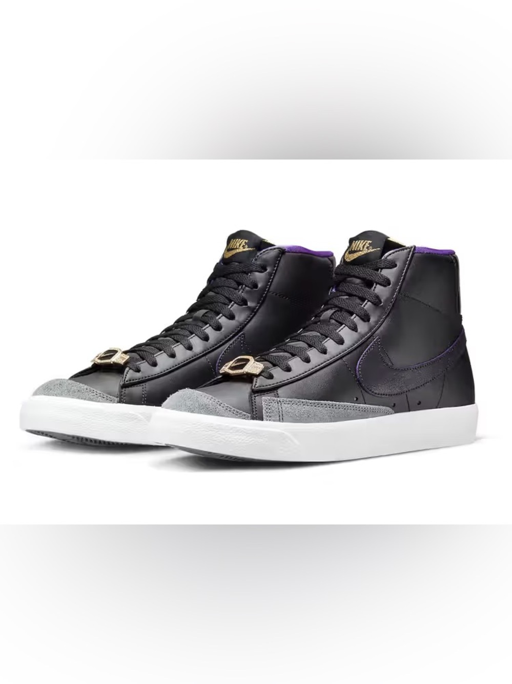 Nike Blazers ‘World Champ’